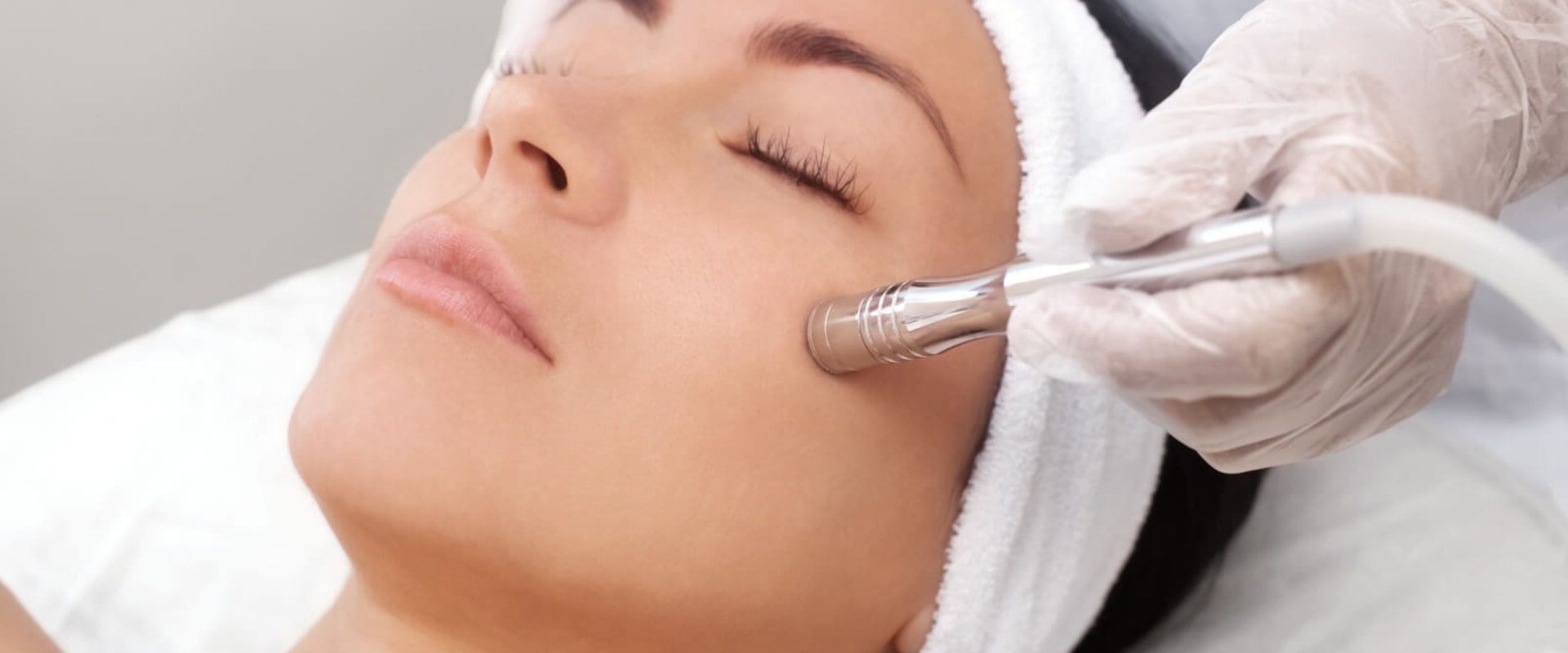 Side Effects and Risks of Microdermabrasion